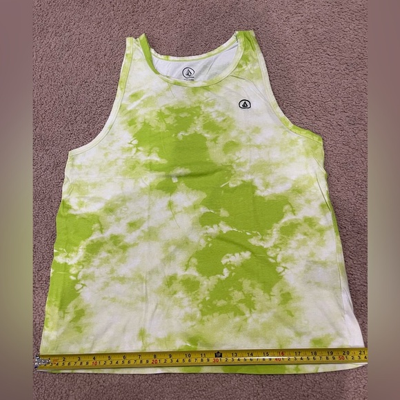 VOLCOM Men's Tie Dye Sleeveless Tank Top - Picture 6 of 8